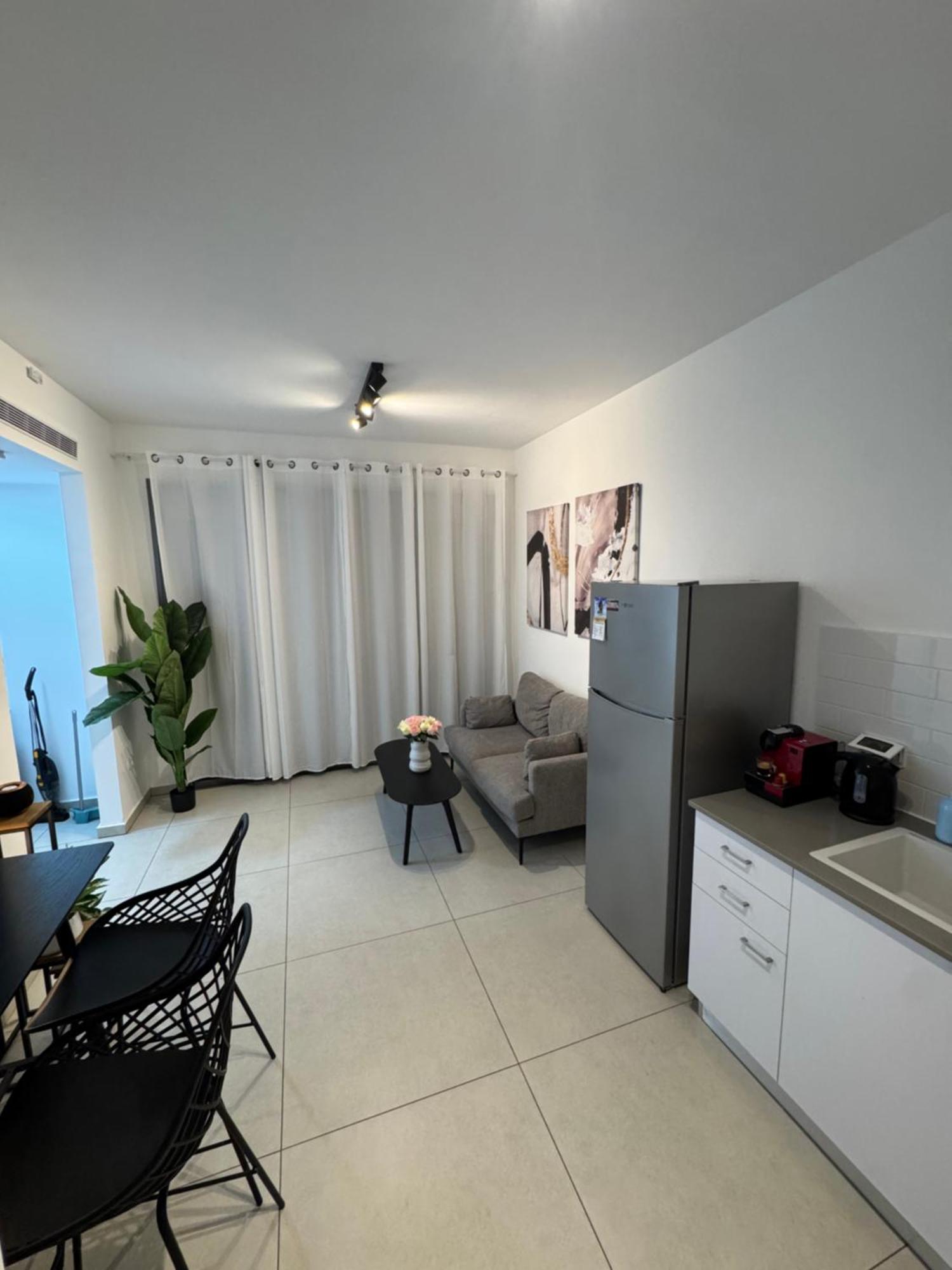 פסגת הדקל Apartment Ейлат Екстериор снимка